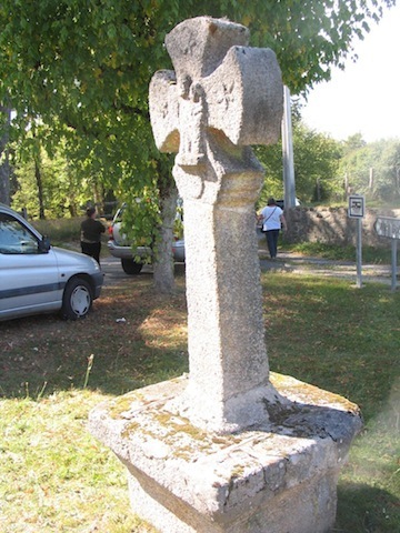 Croix de l'arbre2